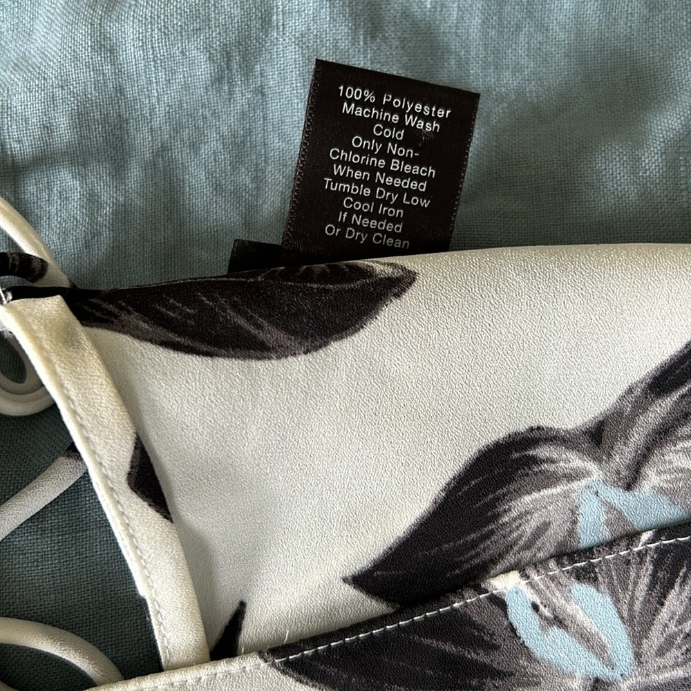 AT blouse - Picture 4 of 4